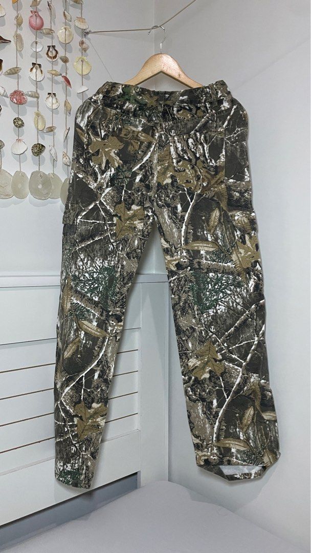 Real Tree Pants (Category: Jeans) located in Quezon City. Submitted by siokawa (Listing ID 1352961382, Image 2). Description: .