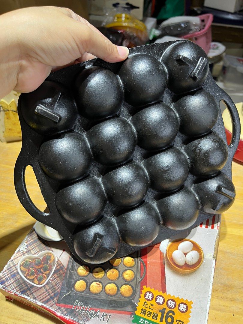 Takoyaki pan (Category: Cookware & Accessories) located in Pilar. Submitted by faveanyshop (Listing ID 1352974980, Image 2). Description: Takoyaki pan Cast iron material 16 slots.