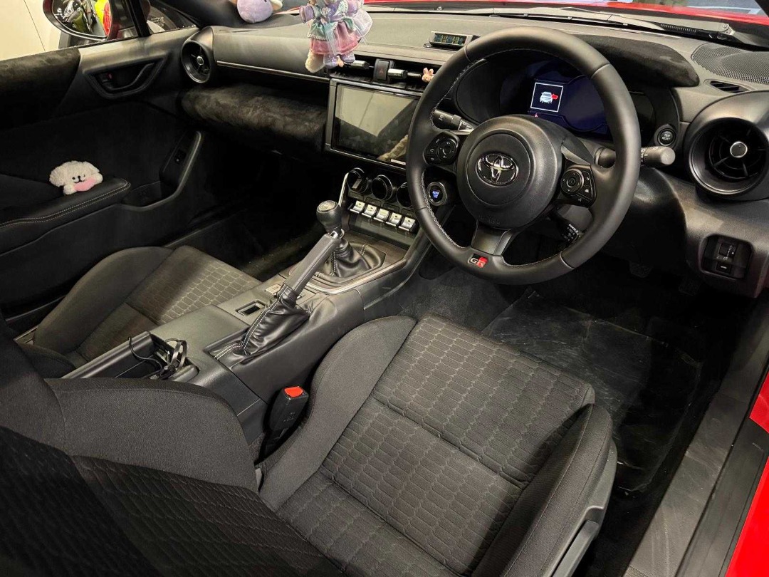 Toyota  GR86 RC Manual62863173390210112