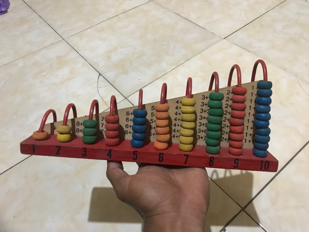 alat hitung sampoa kayu, Antik, Pajangan di Carousell