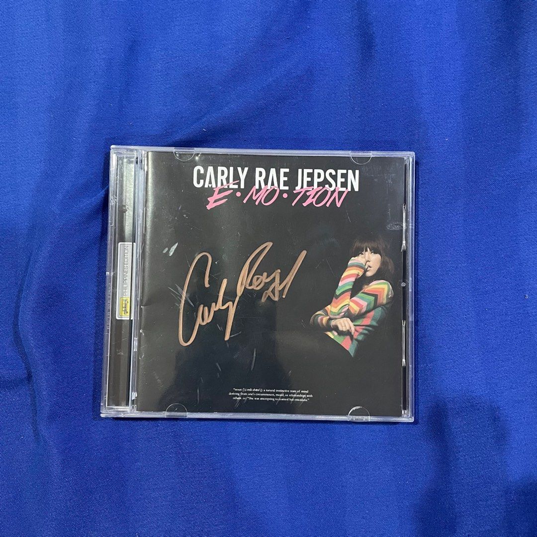 AUTHENTIC Carly Rae Jepsen Autographed CD (Category: CDs & DVDs) located in Pasig City. Submitted by awwy28 (Listing ID 1353198952, Image 1). Description: Got the signed cd during her PH concert in 2015 (confident in the authenticity).