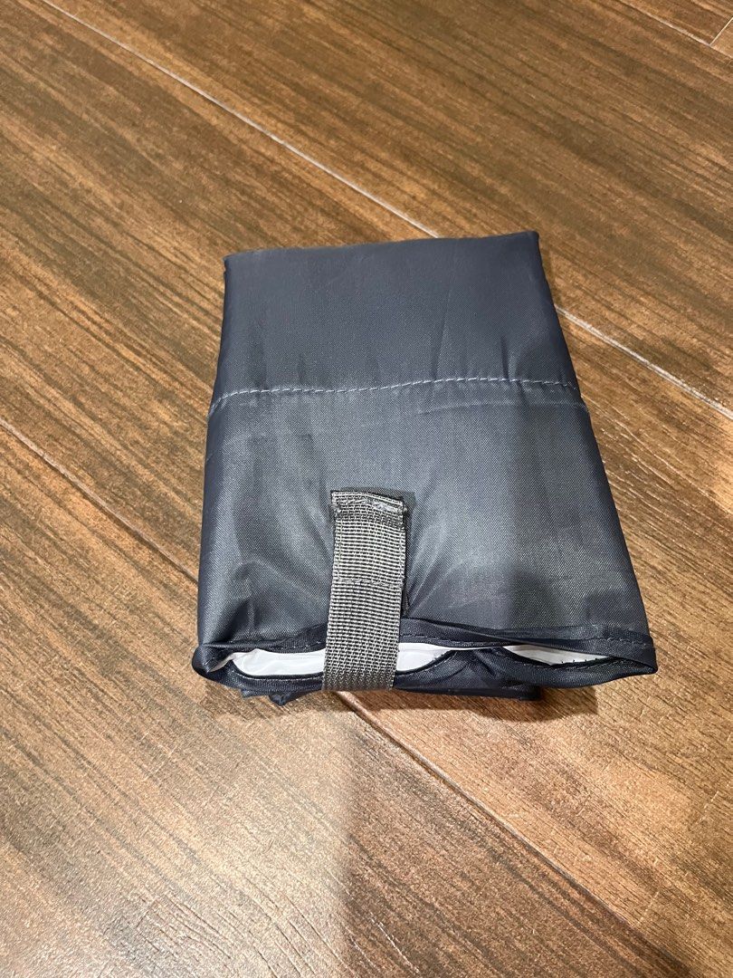 Baby changing mat (Category: Changing Mats & Accessories) located in Paranaque City. Submitted by lovedstuffby_ang (Listing ID 1353127281, Image 1). Description: No brand baby changing mat Very lightweight Foldable, can be used for travel This is part of a set.