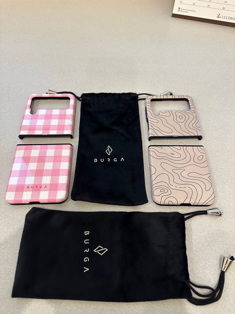 Burga Casing - Samsung Galaxy Z Flip 3 (Category: Cases & Sleeves) located in Mandaluyong City. Submitted by jim.dc (Listing ID 1353085080, Image 1). Description: Php1,000 each Php1,800 for 2 With individual pouches.