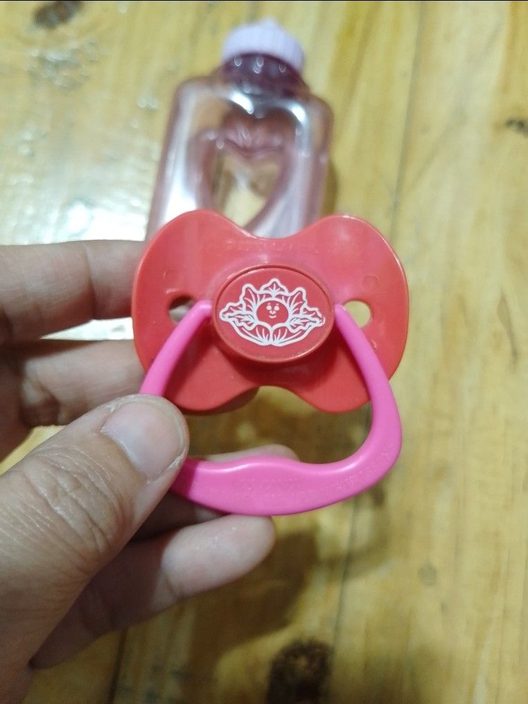 Cabbage Patch Kids dolls accessories bundle (Category: Kids Toys) located in Quezon City. Submitted by bees.kitty (Listing ID 1353131604, Image 3). Description: for cabbage patch kids dolls - preloved - sold as is - sold as set.