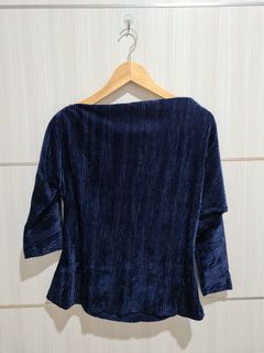 (Kategori: ) berada di . Dikirim oleh vthrifting (ID iklan 1353206304, Gambar 1). Deskripsi: .