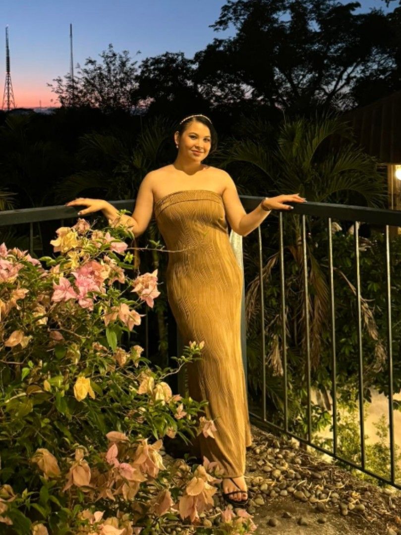 Flowy Tube Beige Long Dress (Category: Dresses) located in Manila. Submitted by animezing (Listing ID 1353069502, Image 1). Description: Used only once at a friend's wedding. - With a unique embossed pattern - Gartered back natural drop effect - Cool to skin high quality fabric - Stretchable and super comfty to wear *I'm 5'3, 74 kg with a 34" waist (worn high-waist control underwear).