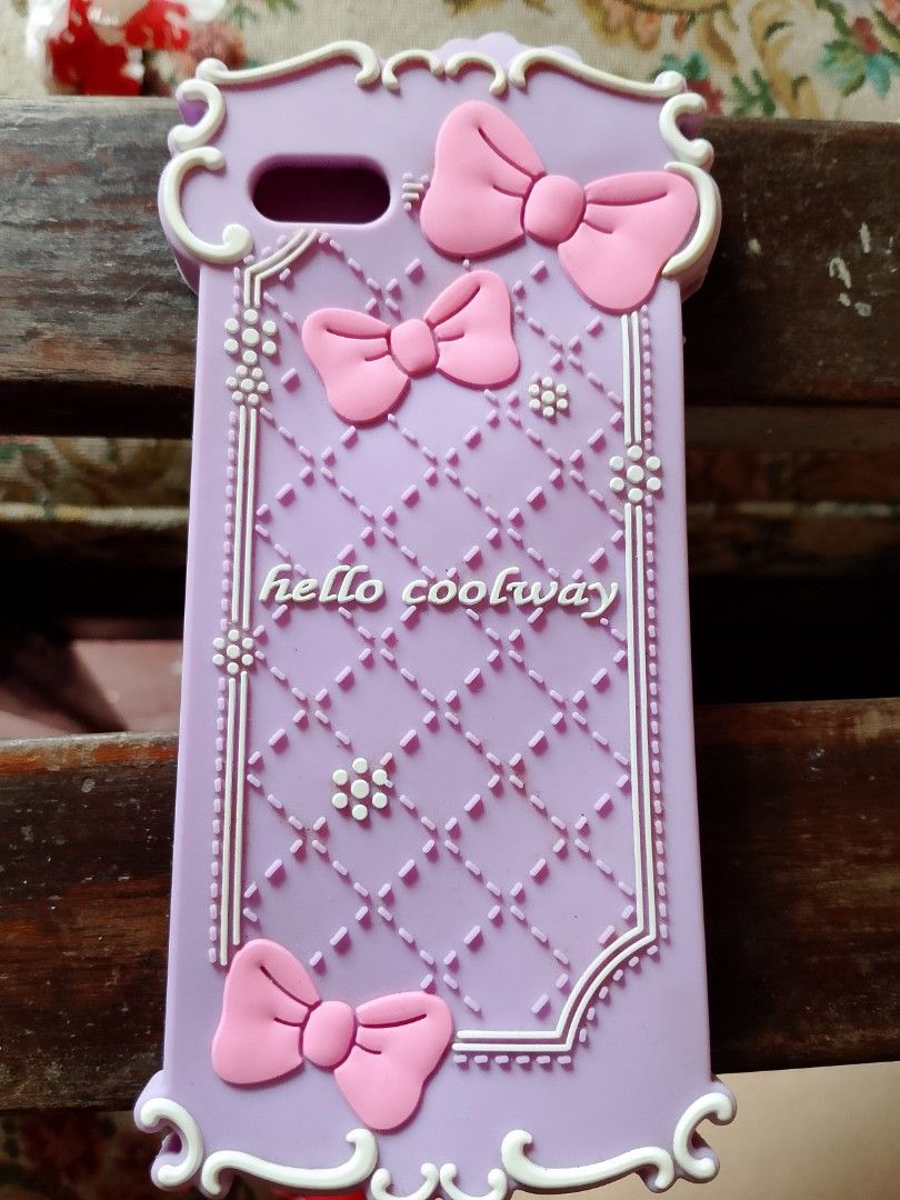 Iphone 5s cool way hello kitty phone case (Category: Cases & Sleeves) located in Marikina City. Submitted by lemonpreluvs (Listing ID 1353078757, Image 1). Description: .