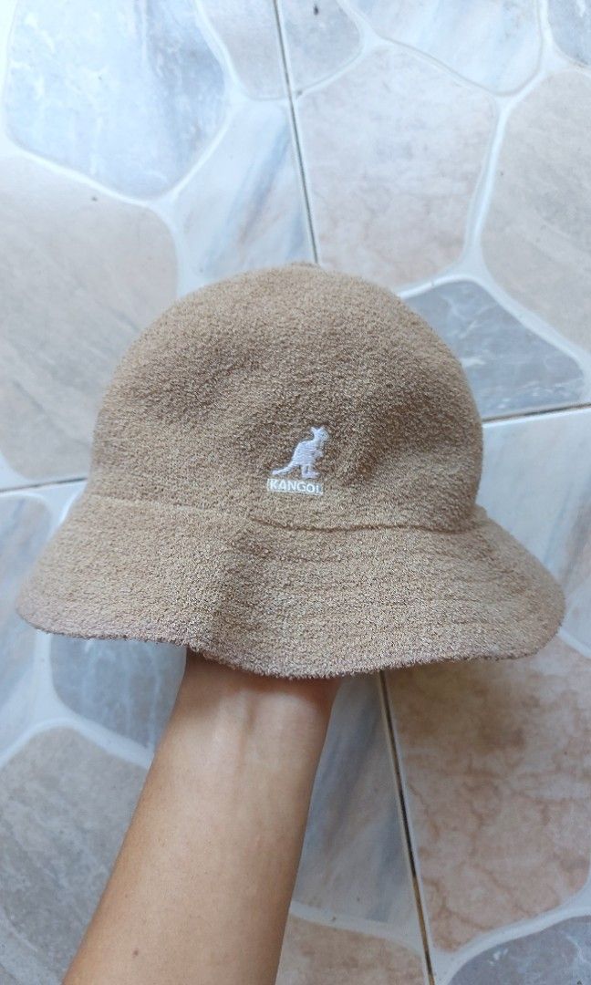 Kangol Bucket Hat (Category: Caps & Hats) located in Puerto Princesa. Submitted by unshatteredsoul (Listing ID 1353092672, Image 2). Description: Excellent Condition.