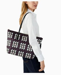 (Category: ) located in . Submitted by shopforyouph (Listing ID 1353119516, Image 1). Description: .