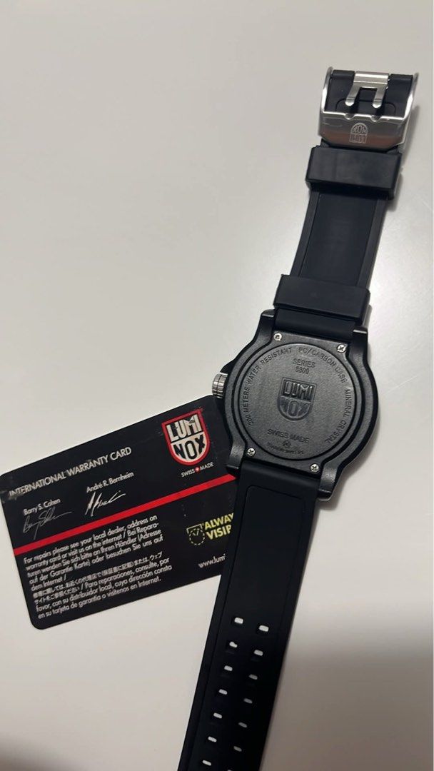 Luminox 8802 (Category: Men's Watches) located in Quezon City. Submitted by sonrd (Listing ID 1342487914, Image 3). Description: Negotiable No pouch With hairline scratch on crystal Aftermarket replacement strap Luminox 8802 Case diameter: 40 mm Band material: Resin Band length: 23mm Swiss Quartz 200M.