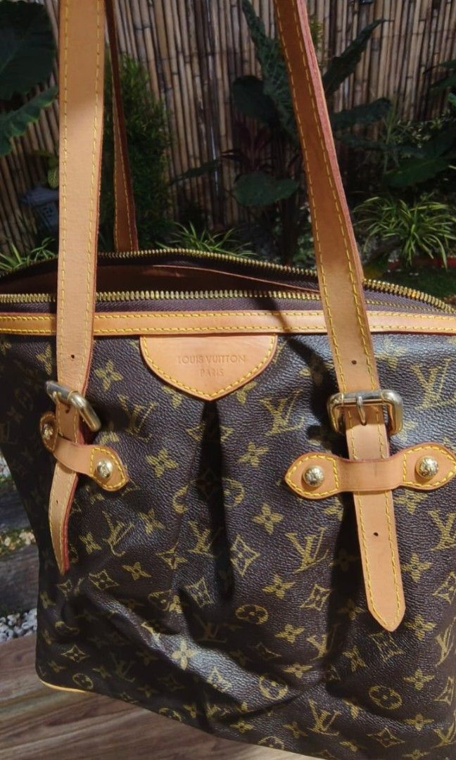 LV Palermo (Category: Luxury Bags & Wallets) located in Calamba. Submitted by olxph_117192614 (Listing ID 1353070979, Image 2). Description: slightly used price is fixed.