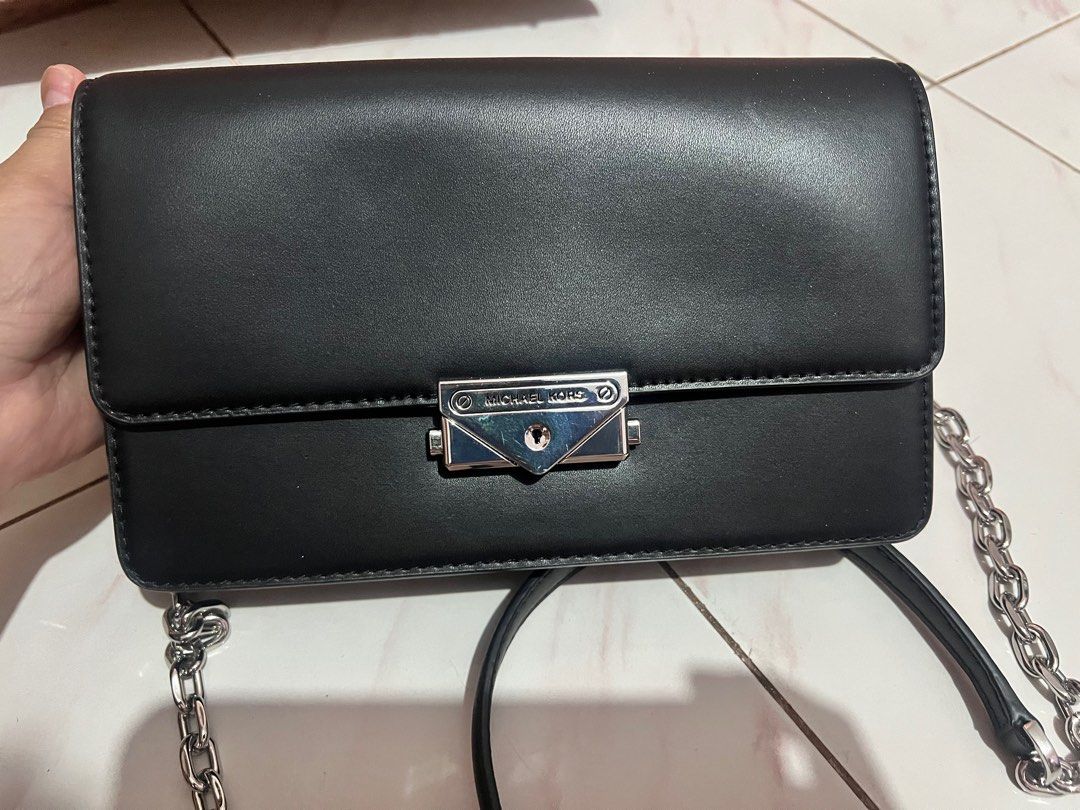 Michael Kors Cece Medium Clutch Bag - Black and Silver Hardware (Category: Luxury Bags & Wallets) located in Bacolod City. Submitted by g0rejuice (Listing ID 1353074430, Image 2). Description: .