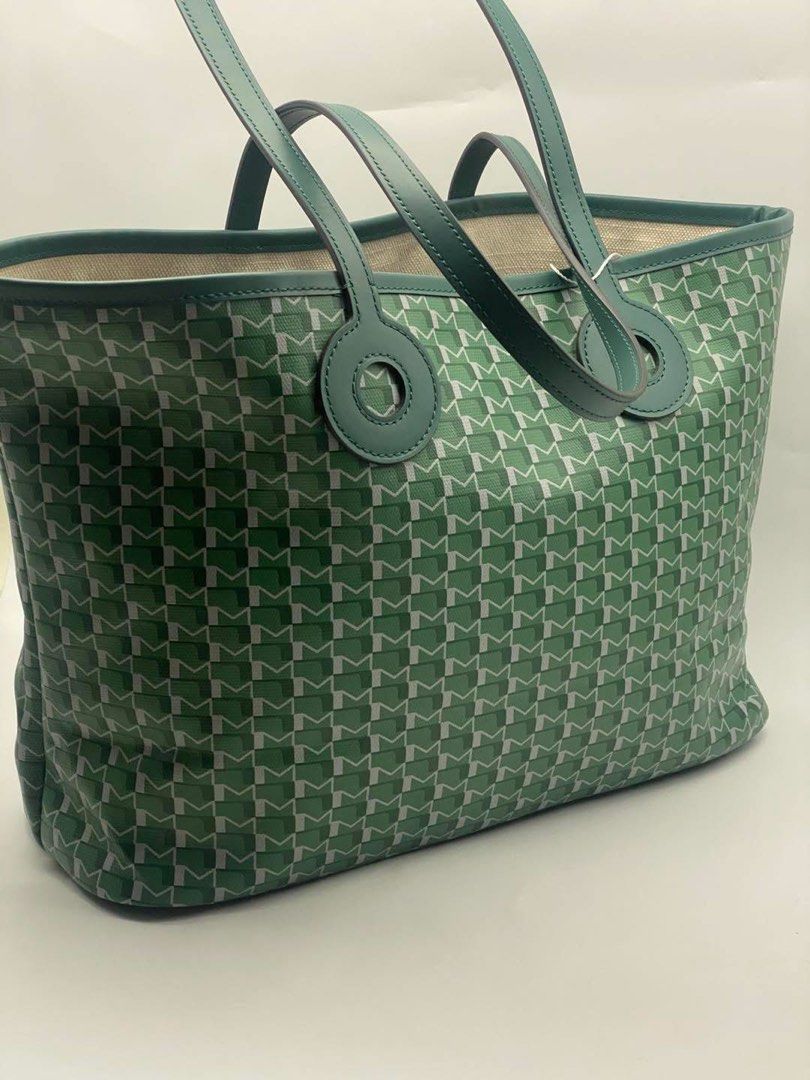 Moynat Tote Bag (Category: Luxury Bags & Wallets) located in Rizal. Submitted by loois18 (Listing ID 1353189937, Image 2). Description: Like new condition, inclusion with dustbag. ♥️.
