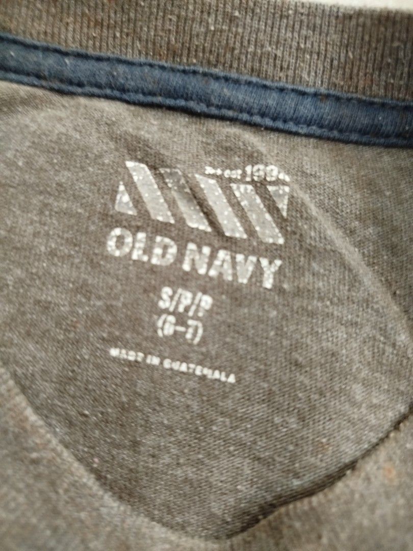 Old Navy shirt for boys (Category: Babies & Kids Fashion) located in Paranaque City. Submitted by missteks1016 (Listing ID 1353086497, Image 3). Description: size: 6-7 years authentic and bought in Old Navy store condition: lightly used, washed and stored well please for measurements.