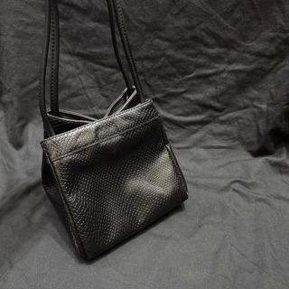 由 jesss_su (刊登 ID 1353123719，圖片 1) 提交，位於 的 (類別：)，說明：。