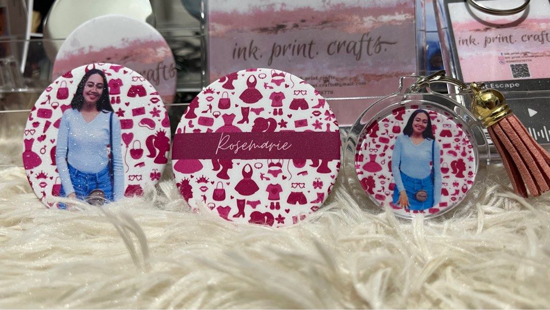 Button Pins Pocket Mirror Badge Photo Frame (Category: Other Accessories) located in Cavite. Submitted by cha888 (Listing ID 1353203312, Image 2). Description: Button /Badge Products 58 mm/37mm/25mm Button pin 58mm photo frame 58mm pocket mirror/keychain badge mirror.