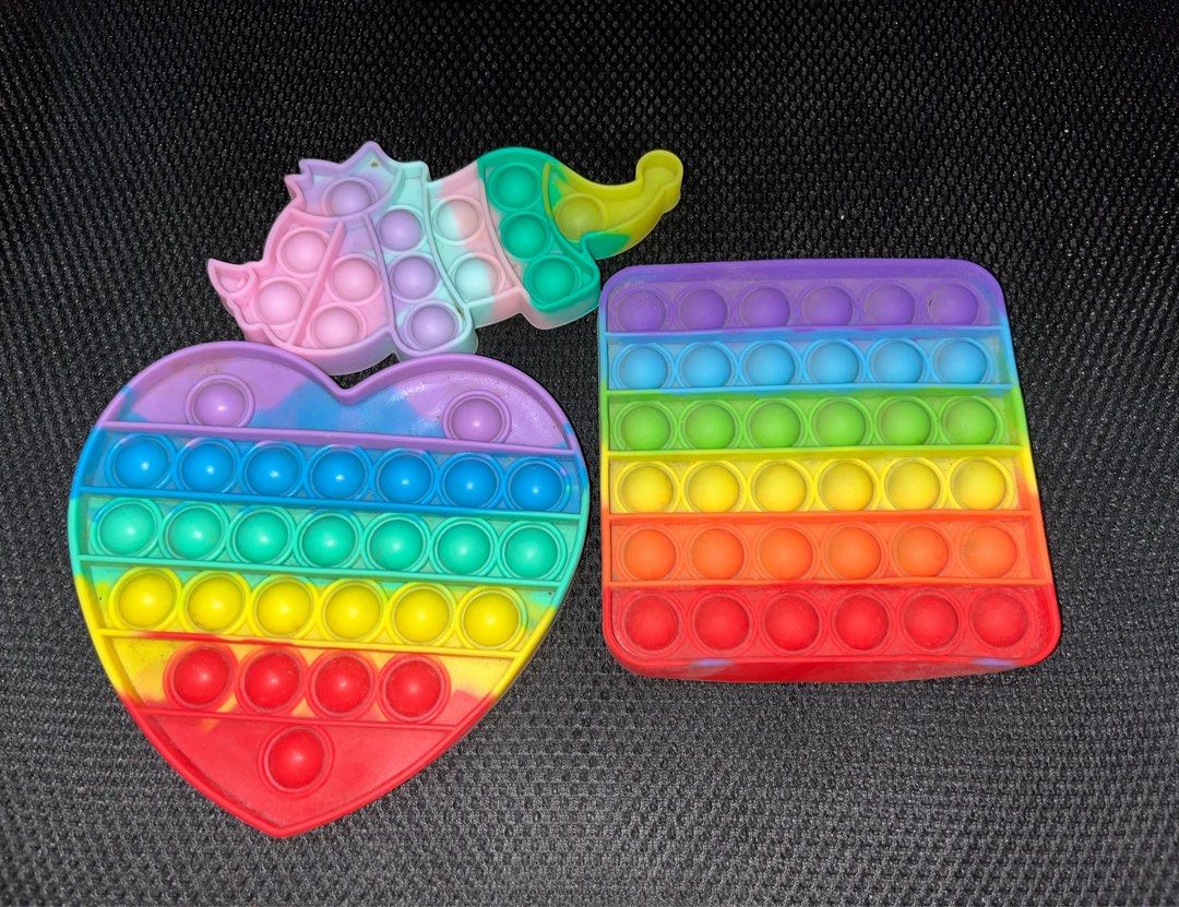 Pop it fidget (Category: Kids Toys) located in General Trias. Submitted by moonstar_preloved (Listing ID 1353184213, Image 1). Description: Take all for 50 Deliver via J&T .