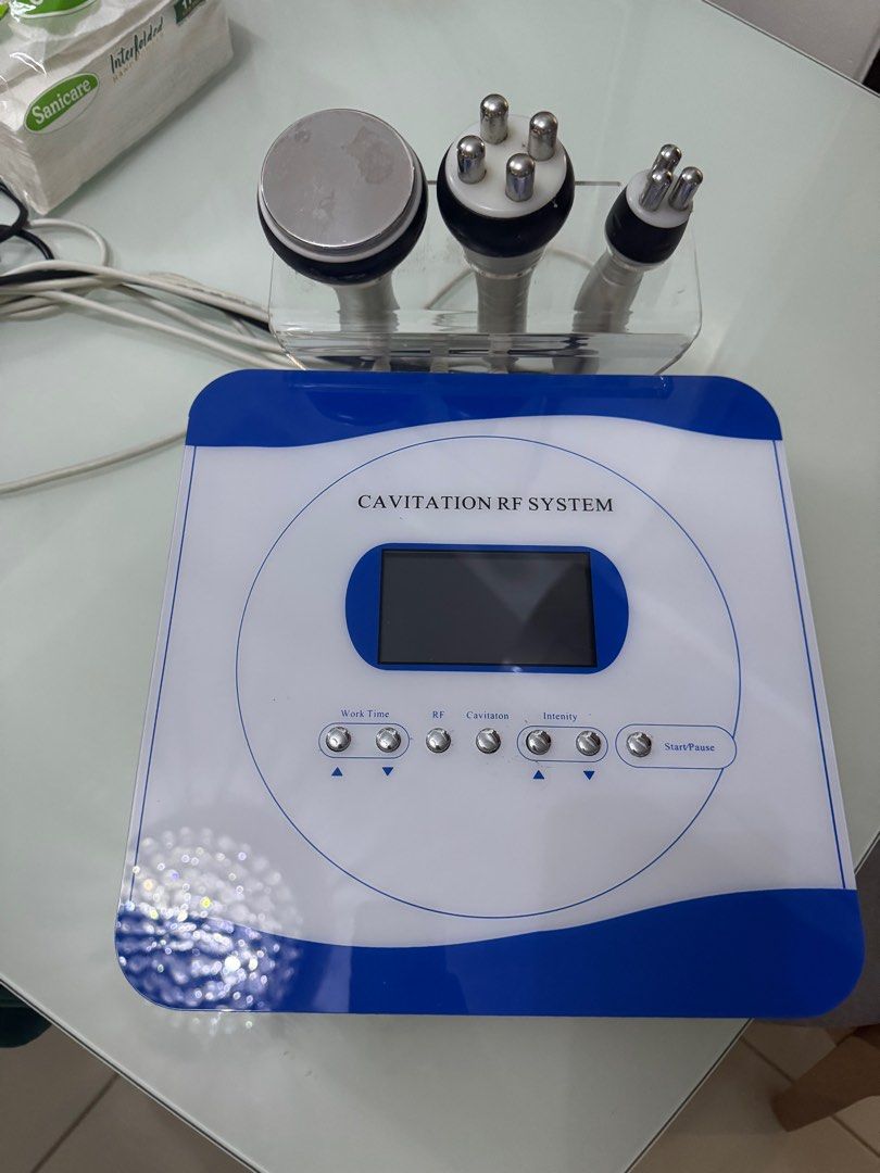 Rf machine (Category: Face Care) located in Manila. Submitted by ajaypiagv (Listing ID 1353056823, Image 3). Description: Personal use Rfs: moving to another country .