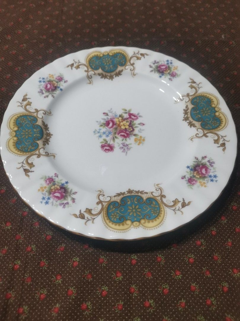 Royal Albert "Berkeley" Salad plate 8in (Category: Coffee & Tea Tableware) located in Pasig City. Submitted by singledadreseller (Listing ID 1353186564, Image 1). Description: Royal Albert "Berkeley" Salad plate 8inches Bone china Made in England In very good condition php1200 ea 6 pcs available.