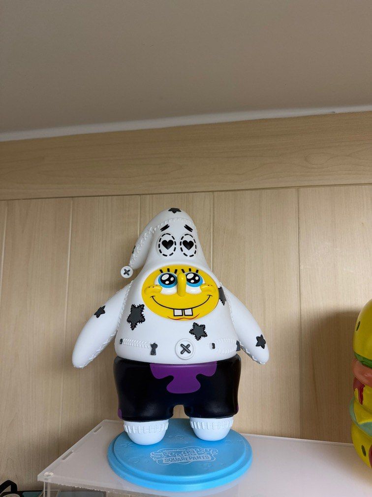Sponge bob figures （分類：手辦雕像）位於 Hong Kong。 由 lamho2 提交（商品編號 1353147021，圖片 1）。簡介： 運費自出。