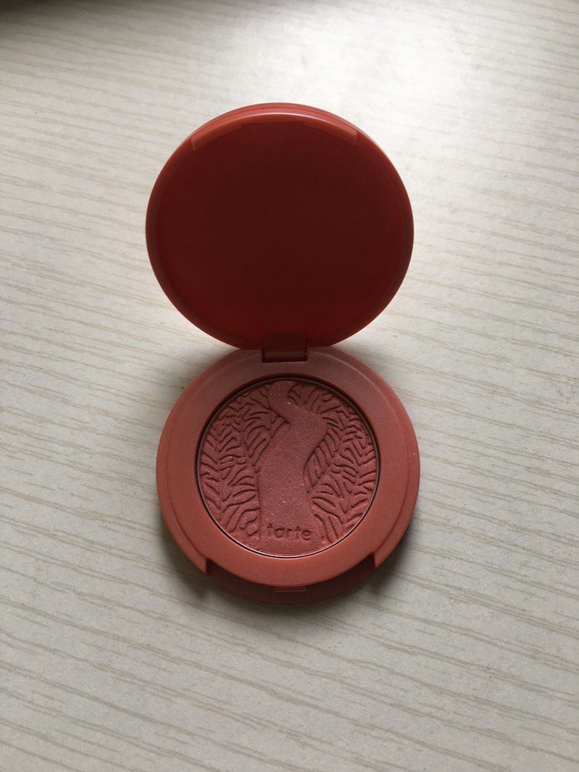 Tarte Caroler Blush (Category: Makeup) located in Cavite. Submitted by cheine (Listing ID 1353035996, Image 2). Description: from US, $80.