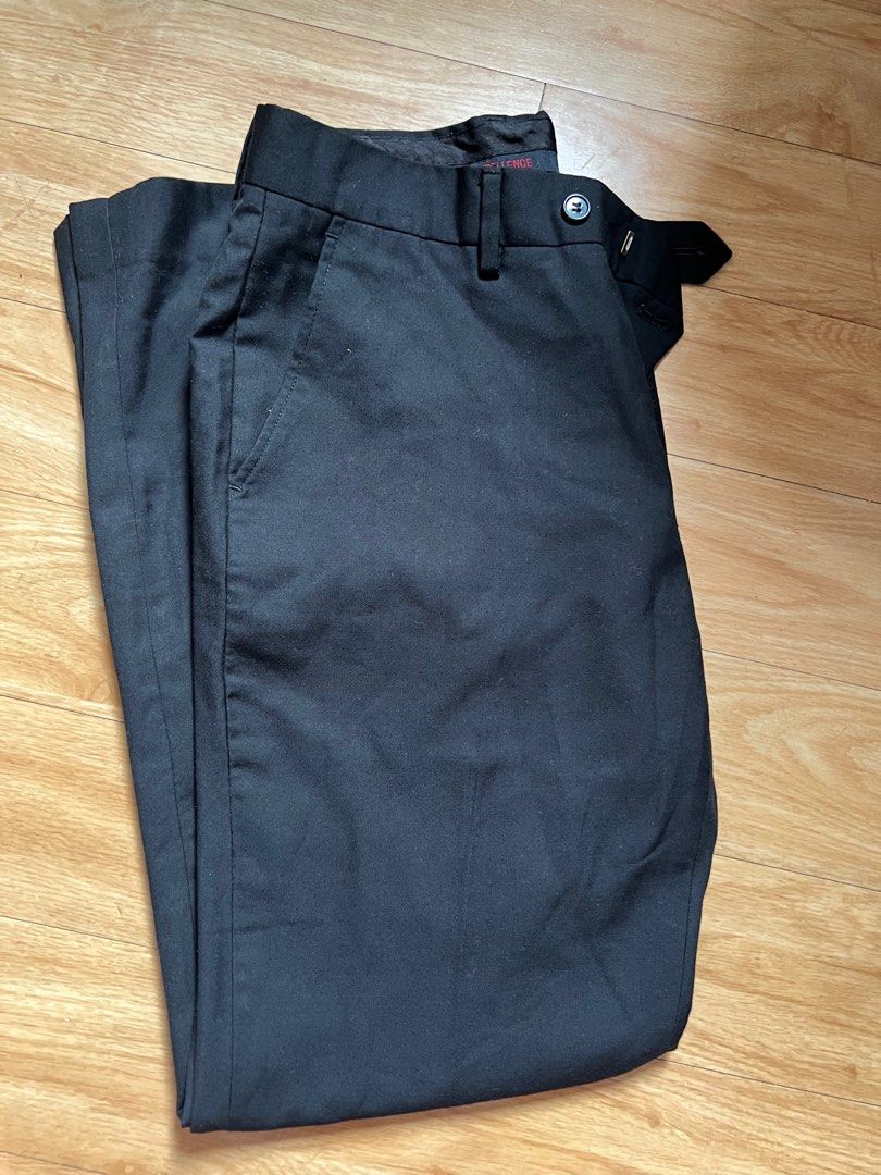 Teens Boys Slacks (Category: Jeans) located in Paranaque City. Submitted by sierra21 (Listing ID 1353051867, Image 1). Description: Good as new all zippers and bottons ok .