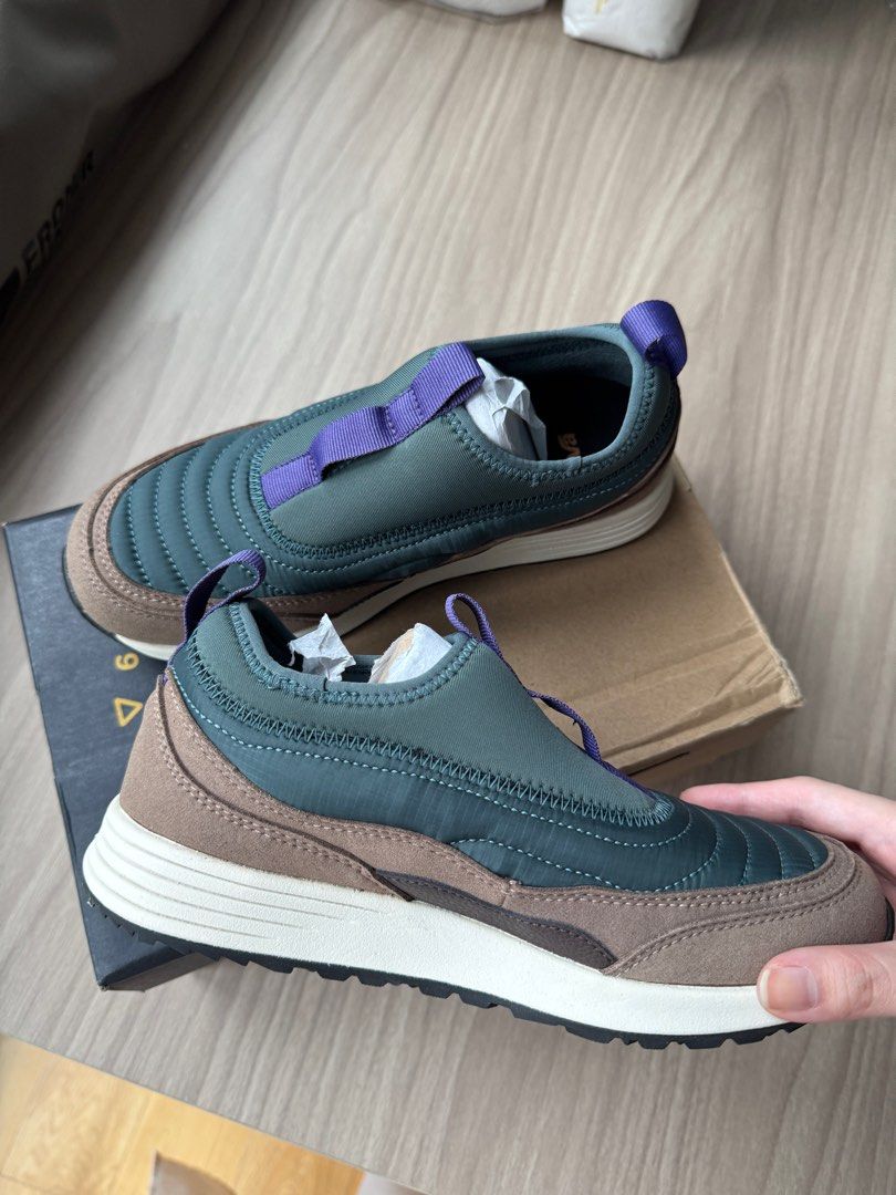 TEVA ReEMBER VISTAVERSE (US 5.5) (Category: Sneakers) located in Mandaluyong City. Submitted by helloo.marii (Listing ID 1353111290, Image 2). Description: Brand new with box Teva ReEMBER Vistaverse - US 5.5 women’s - bought in the US - originally priced at USD 100 (5,800-6,000 pesos) - brand new, never worn Same day deliv / Gogo Xpress.