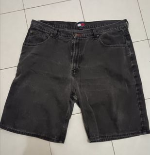 (Category: ) located in . Submitted by wafi7 (Listing ID 1353147006, Image 1). Description: .