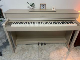 (Category: ) located in . Submitted by pianoconnection (Listing ID 1353140808, Image 1). Description: .