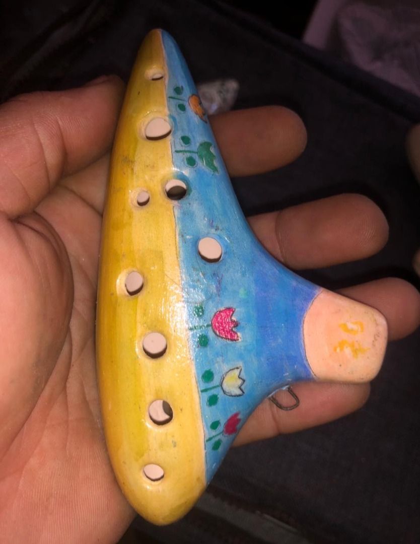 Vintage Ocarina (Category: Musical Instruments) located in Davao. Submitted by antiquesandvintagestuffsPH (Listing ID 1353136740, Image 3). Description: for take all.