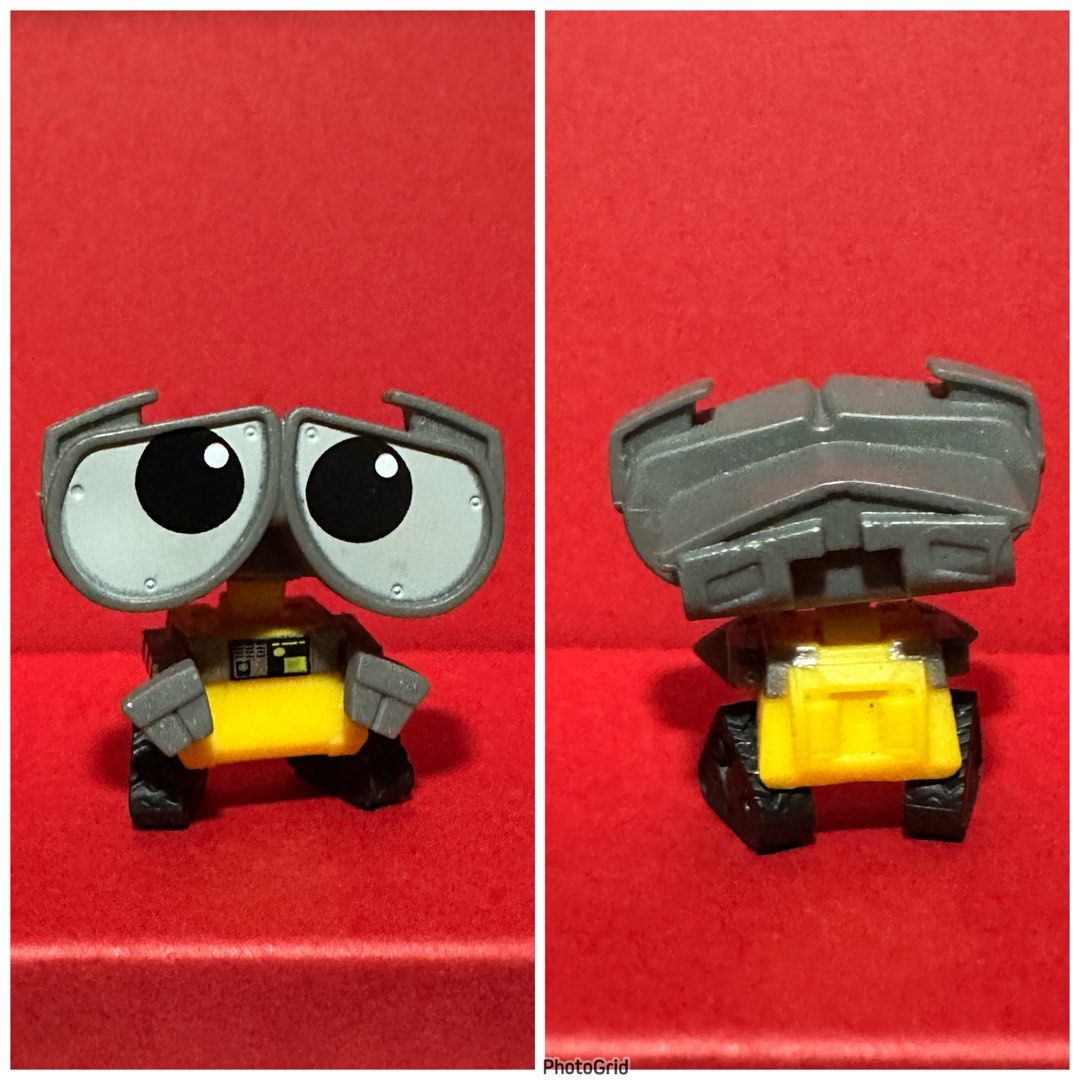 WallE small figure rare (Category: Designer & Blind Box Toys) located in Caloocan City. Submitted by jointeamqu40916 (Listing ID 1345631684, Image 1). Description: .