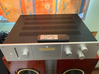 (Category: ) located in . Submitted by niceaudiogears (Listing ID 1326817656, Image 1). Description: .