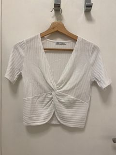 (Kategori: ) berada di . Dikirim oleh shoppingtherapyyy (ID iklan 1353139233, Gambar 1). Deskripsi: .