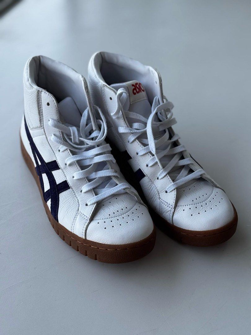 ASICS Gel-PTG Mid (Category: Sneakers) located in Singapore. Submitted by starhappiness (Listing ID 1353240760, Image 1). Description: Like new. Retailing at $180 ASICS Gel-PTG Mid. This model is inspired by classic basketball sneakers, featuring a mid-top leather upper, ASICS’ signature Tiger Stripes, and a gum sole for a retro aesthetic. Size EU 45 / US 11.