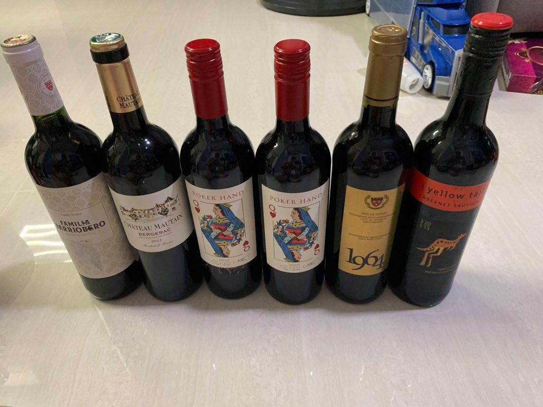 Assorted wines (Category: Beverages) located in Singapore. Submitted by raymond85 (Listing ID 1353350913, Image 1). Description: .
