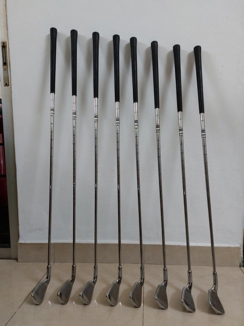 Beginner set (Category: Golf) located in Kuala Lumpur. Submitted by aaron22lon34579 (Listing ID 1353376026, Image 1). Description: .