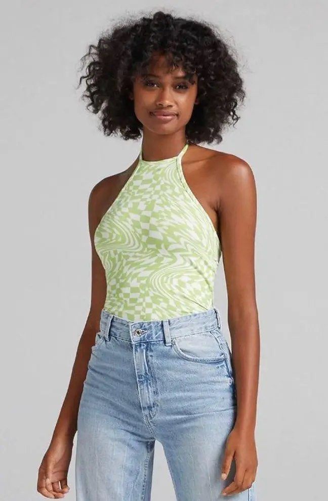Bershka Retro Print Halter Bodysuit (Category: Others Tops) located in Valenzuela. Submitted by under.wraps (Listing ID 1353300378, Image 2). Description: .