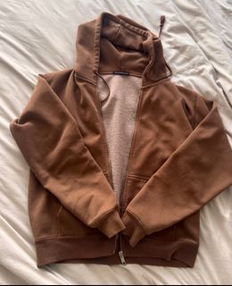 (Category: ) located in . Submitted by lovedpicks (Listing ID 1353287529, Image 1). Description: .