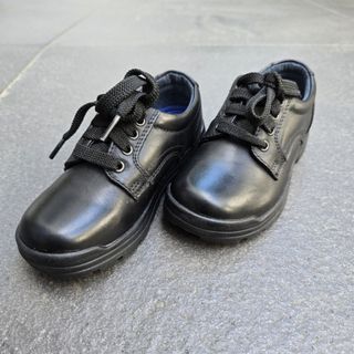 Clarks black shoes toddler used