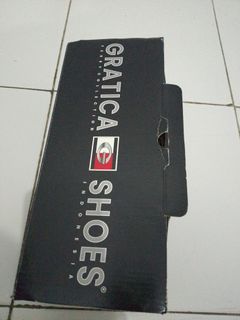 (Kategori: ) berada di . Dikirim oleh galleryr (ID iklan 1353212608, Gambar 1). Deskripsi: .