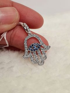 (Category: ) located in . Submitted by preciousluxgems (Listing ID 1353228419, Image 1). Description: .
