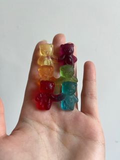 （分類：）位於 。 由 kakytse 提交（商品編號 1352932848，圖片 1）。簡介： 。