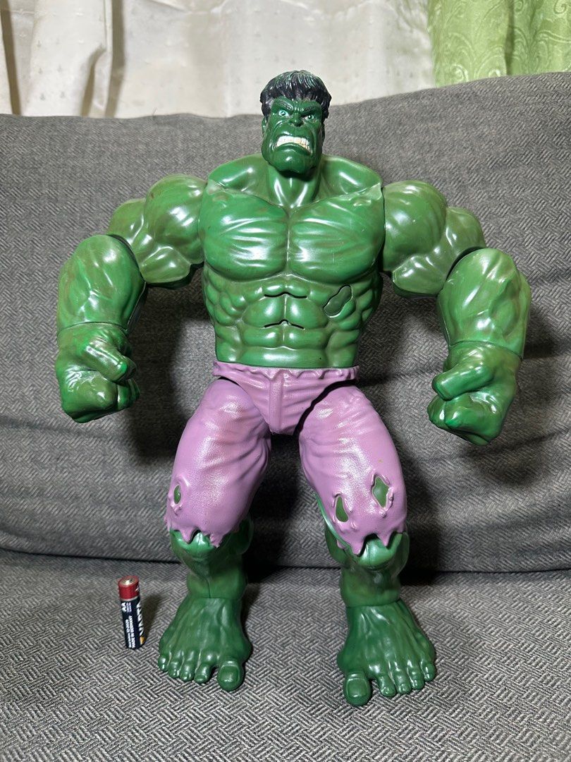 Incredible Hulk (Category: Action & Battle Toys) located in Manila. Submitted by eiya.love (Listing ID 1353242024, Image 1). Description: talking Incredible Hulk 15inches. working in great condition.