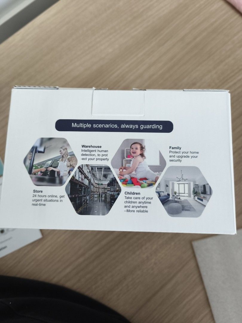 IP Camera (Category: Security Systems & CCTV Cameras) located in Singapore. Submitted by saltyshrimp (Listing ID 1353312085, Image 3). Description: Surveillance camera Mobile phone remote viewing Brand: Vida Model: V2.