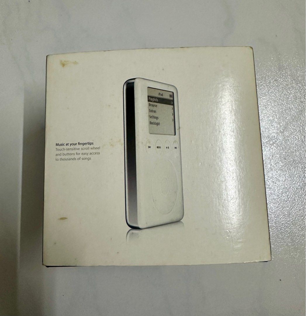 iPod Classic 3rd Gen 15gb63235537053569113