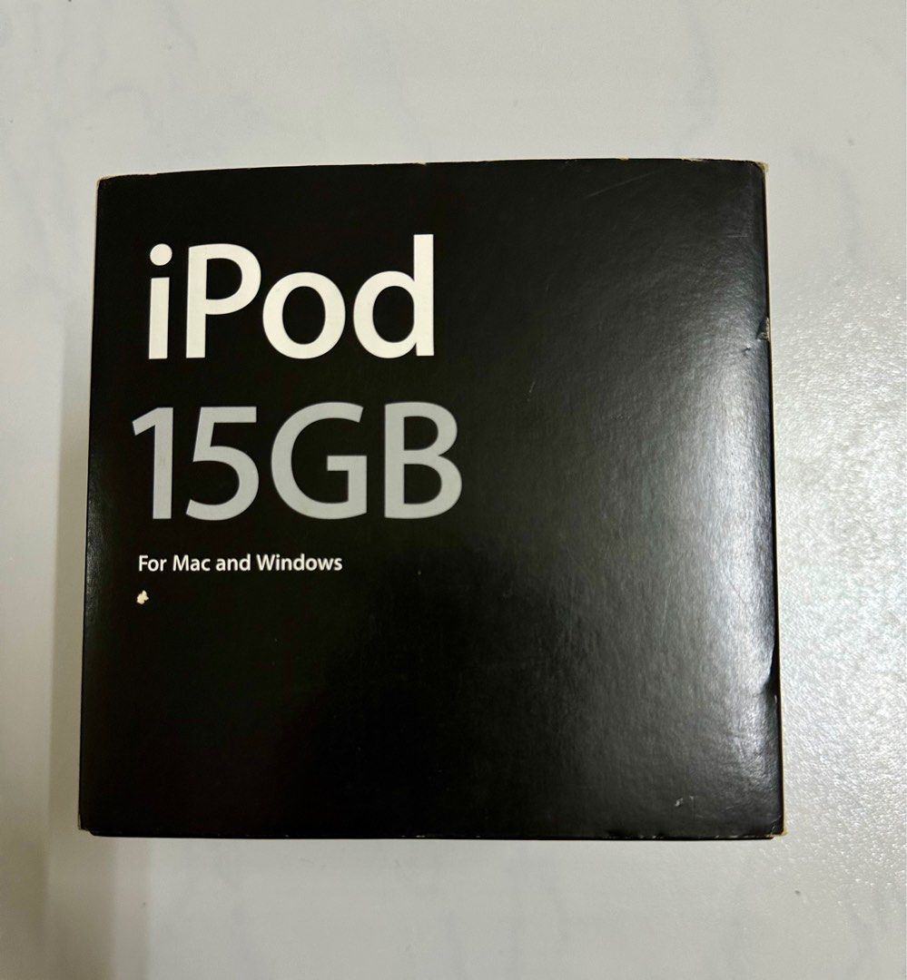 iPod Classic 3rd Gen 15gb63235537053569112