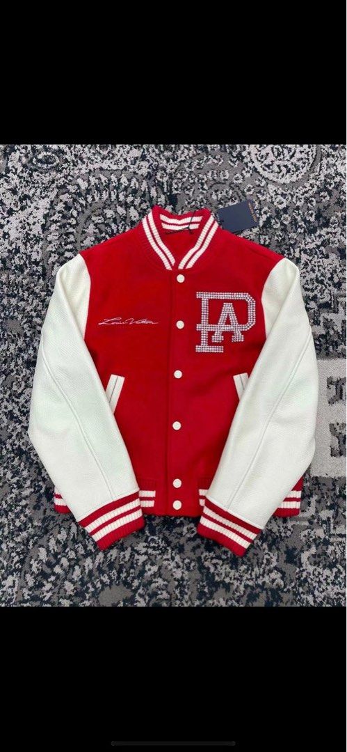 Jacket (Category: Apparel) located in Singapore. Submitted by MaxMax (Listing ID 1353393145, Image 3). Description: Brand new ready stock).