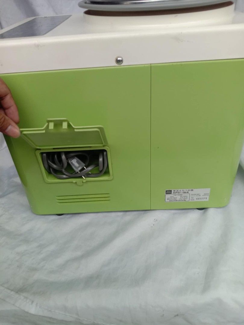 Japan quality Bread maker In Good condition 110v ac 850php (Category: Breadmakers) located in Quezon City. Submitted by jpnvintageonline (Listing ID 1353251396, Image 3). Description: Japan quality Bread maker In Good condition 110v ac 850php.