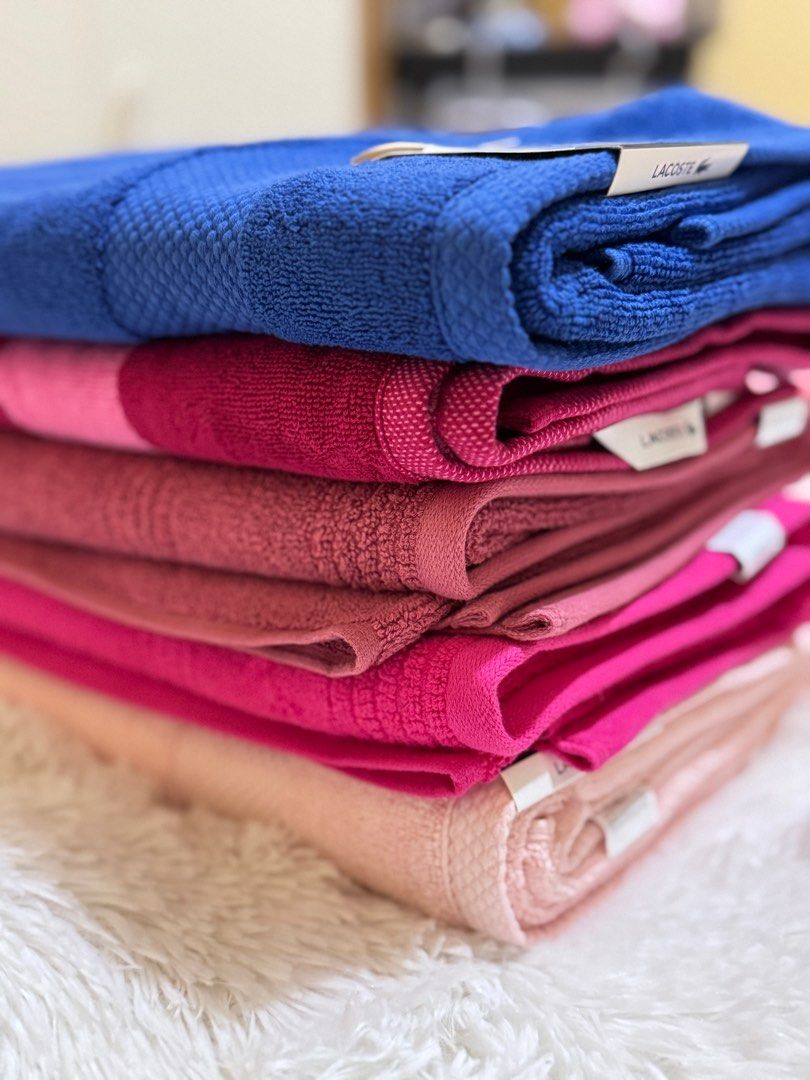 Lacoste Bath Towels (Category: Bath) located in Urdaneta. Submitted by fabbylousitemsbykt (Listing ID 1353403455, Image 2). Description: .