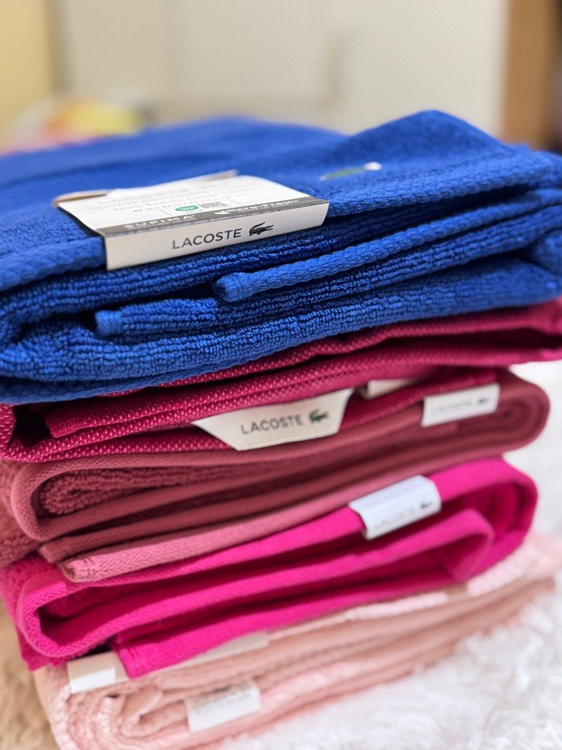 Lacoste Bath Towels (Category: Bath) located in Urdaneta. Submitted by fabbylousitemsbykt (Listing ID 1353403455, Image 3). Description: .